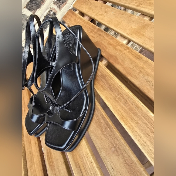 Vince Camuto Black Strappy Sandals with Block Heel - Picture 2 of 6